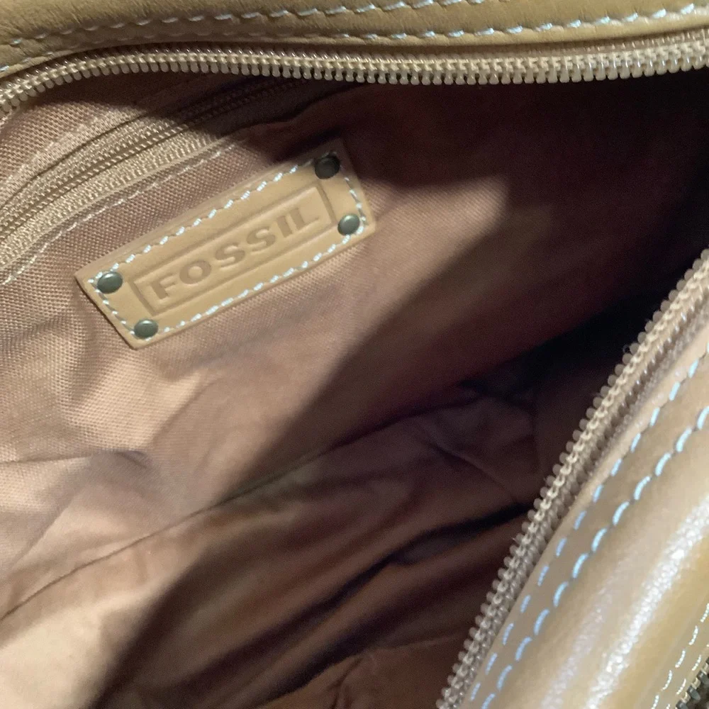 Fossil Leather Janet Everyday Hobo Shoulder Bag In Camel